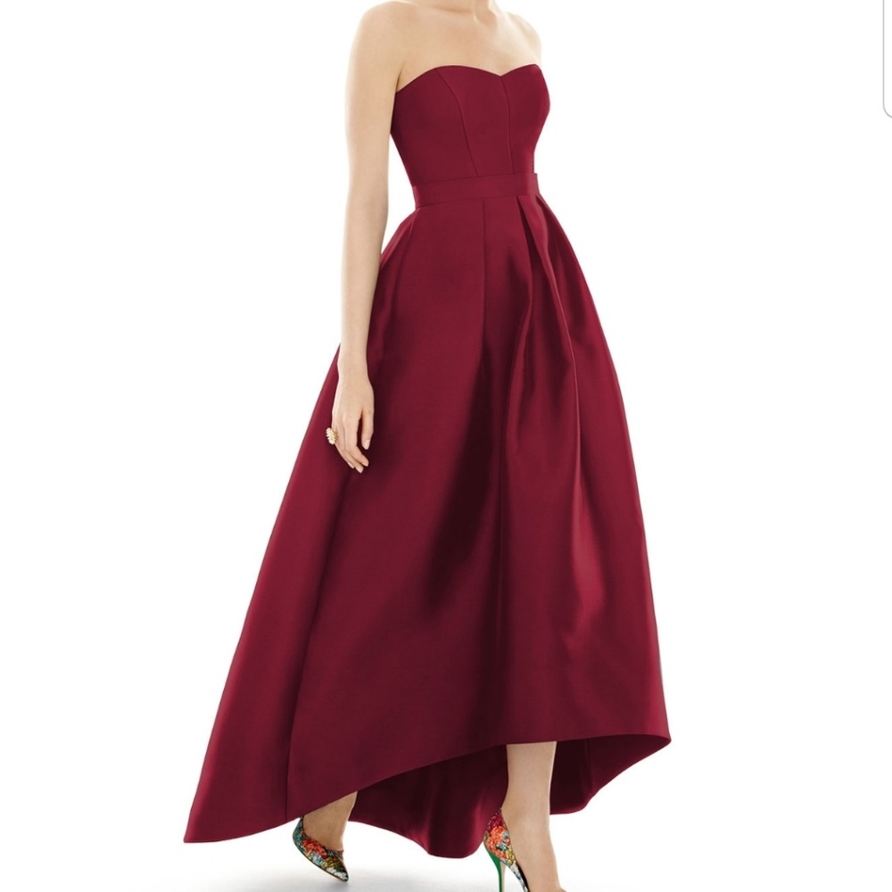 ALFRED SUNG Strapless High-Low Satin Gown in Burgundy